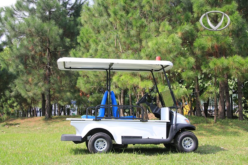 Cẩn trọng khi chọn lựa xe ô tô điện bệnh viện phục vụ bệnh nhân