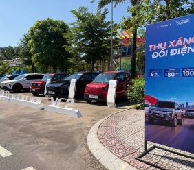 Chuỗi 880 sự kiện “Thu xăng đổi điện” của VinFast phủ sóng 88 trung tâm Vincom