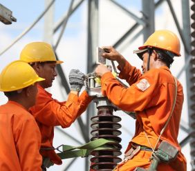 Bộ Công Thương lập tổ công tác 49 thành viên xây dựng đề án tái cơ cấu ngành điện