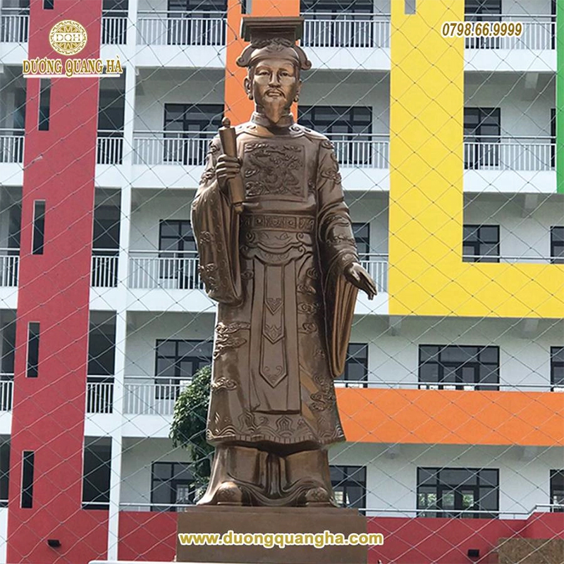 đúc tượng đồng danh nhân danh tướng 