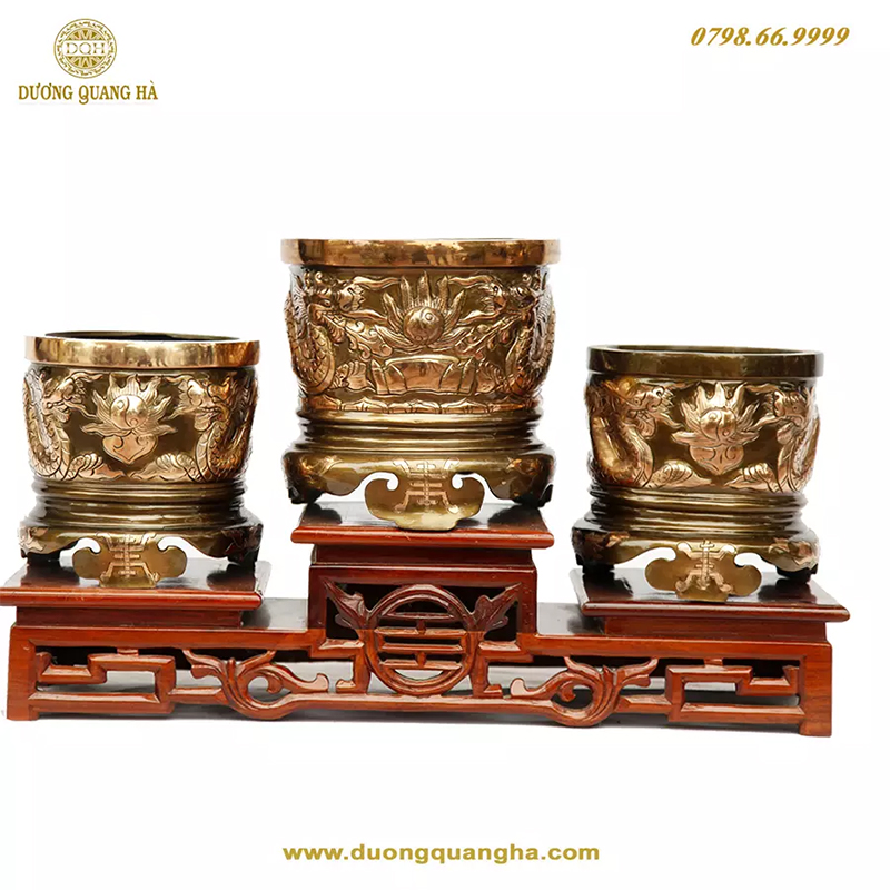thay đồ thờ mới cuối năm 