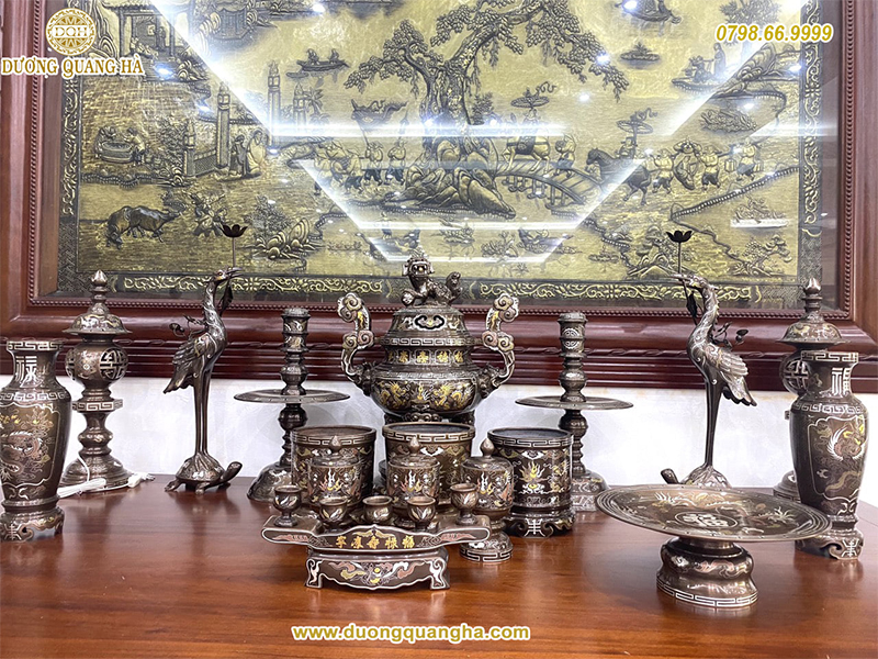 thay đồ thờ mới cuối năm 