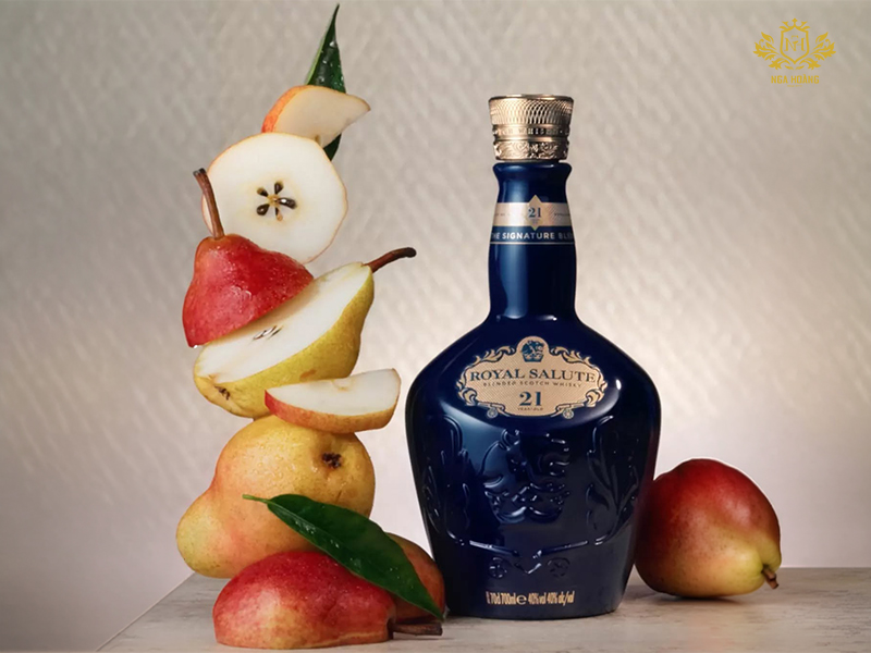 Giá Chivas 21 cập nhật mới nhất: Mức giá hiện nay và những điều nên biết trước khi mua